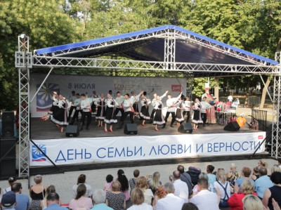 Всероссийский праздник &ndash; День семьи, любви и верности