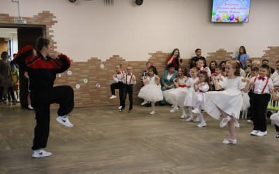 Выпускной из детского сада "Вперед, к знаниям!"