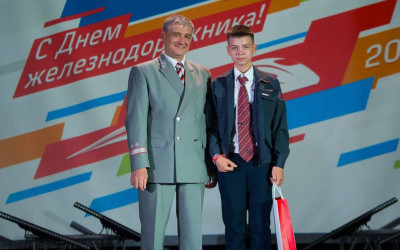 Музыка, грация и благодарность: как в ДК Железнодорожников прогремел главный концерт года ??